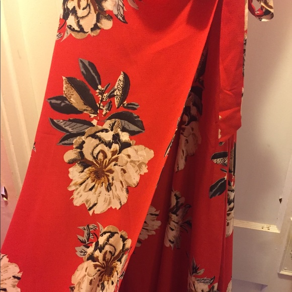 Fashion Nova spaghetti strap maxi wrap dress - Picture 5 of 8